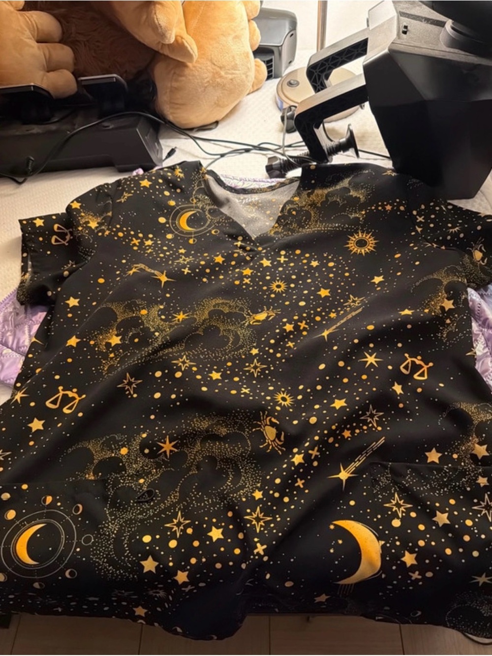 Women’s Scrub Top Zinnia Brand Moon and the Stars size large